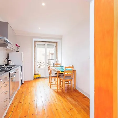 Guestready - Amazing Near National Pantheon! 아파트 리스본